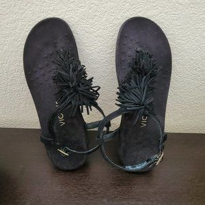 VIONIC SUMMER SANDALS IN BLACK